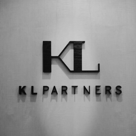 KL Partners logo signage